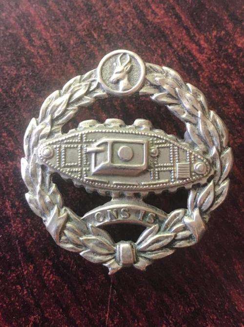 SA TECH CORPS ,WHITE METAL BERET BADGE-WORN FROM SEPT 1941- MARCH 1943- 2X LUGS