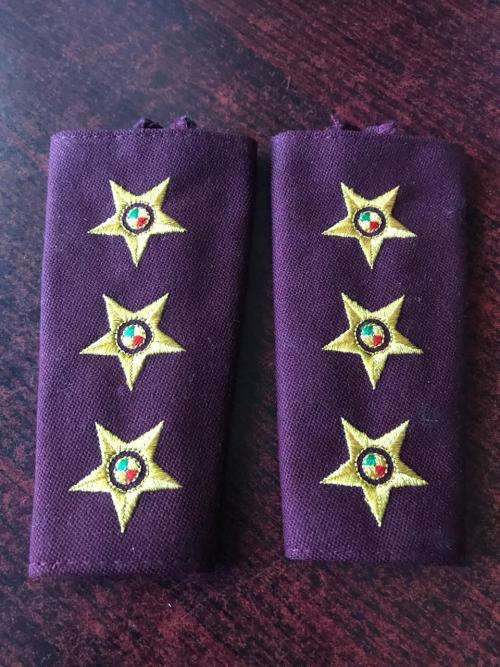 SA MEDICAL FIELD DRESS RANK PAIR FOR CAPTAIN 1996-2002