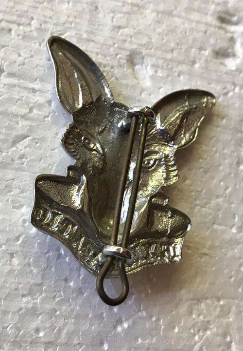 SA INTELLIGENCE CORPS,CHROMED CAP BADGE- 2 LUGS