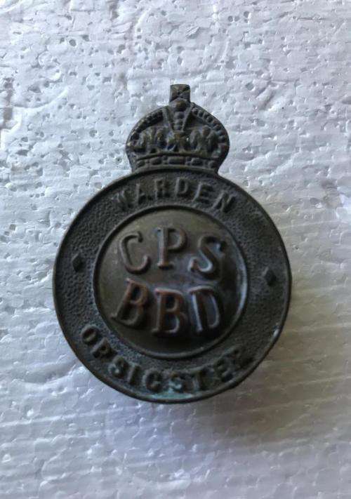 CIVILIAN GUARD/WARDENS CAP BADGE- WORN 1930'S-1940'S- 2 LUGS