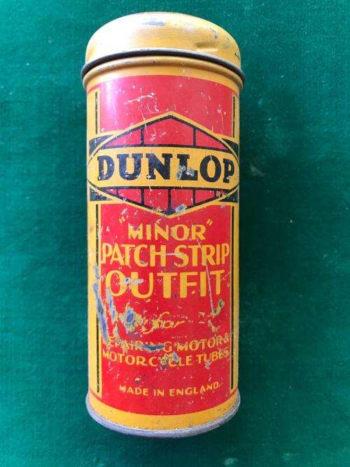VINATAGE DUNLOP PATCH STRIP OUTFIT TIN-DIAMETER 50 MM- HEIGHT 115MM