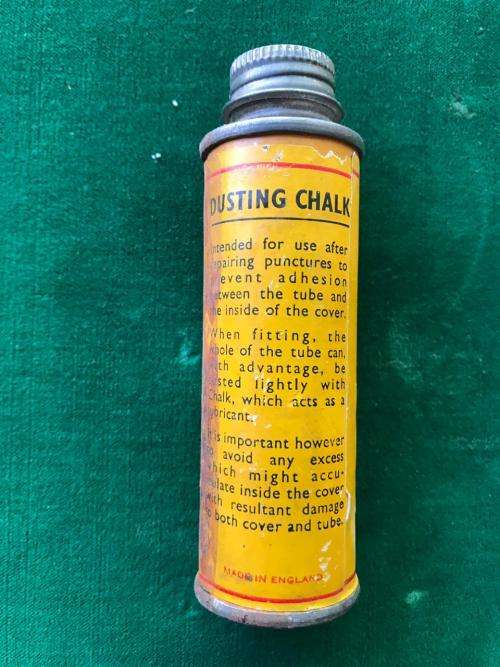 VINTAGE DUNLOP DUSTING CHALK(STILL FULL) TIN-DIAMETER 31MM HEIGHT 105MM
