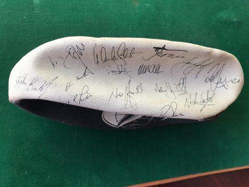 OFFICIAL 1995 RUGBY WORLD CUP-ALL BLACKS-SIGNED (SMALL RUGBY BALL)