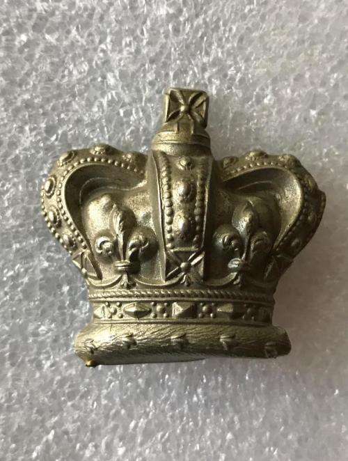 LARGE VICTORIAN/BOER WAR WHITE METAL CROWN-MEASURES 38X35MM-ONE LUG