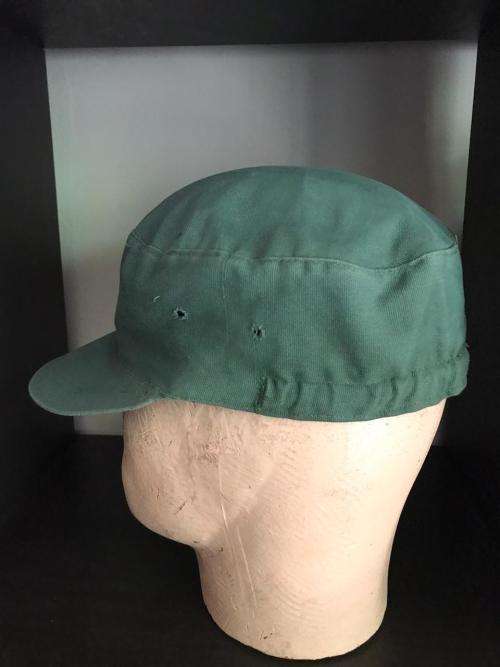 ORIGINAL RECCE COPY-OLIVE GREEN CUBAN CAP-SIZE MEDIUM-INSIDE RING MEASURES 54CM-USED BUT GOOD