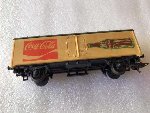 HO SCALE LIMA ITALY 303113 REFRIGERATOR WAGON FOR COCA COLA- 126 MM