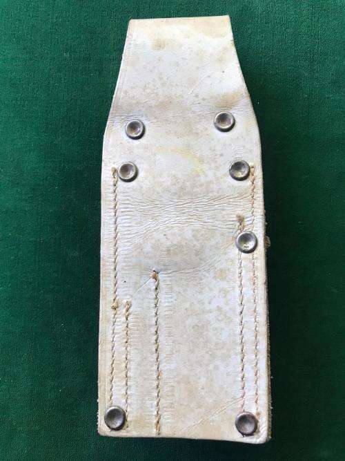 SA LEATHER CEREMONIAL FROG FOR THE SA NO 9 BAYONET WITH THE SIDES BEING STITCHED DOWN