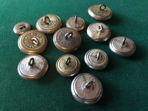 SELECTION OF 12 SAA BUTTONS-SOLD TOGETHER