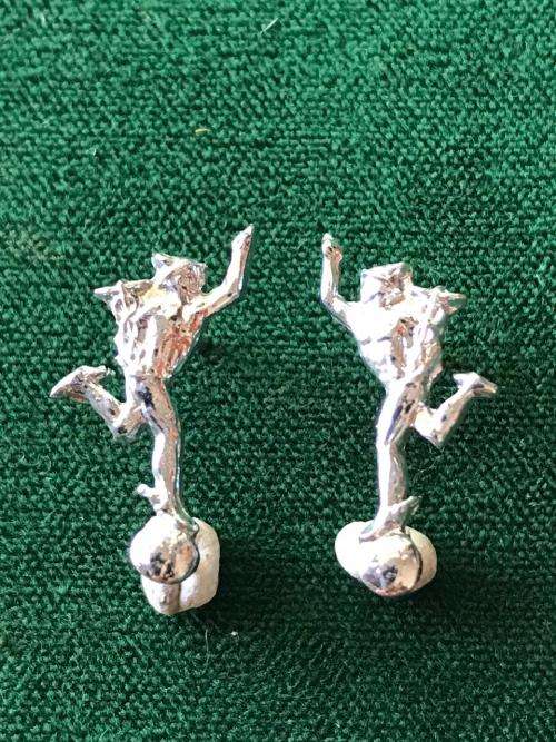 SA CORPS OF SIGNALS CHROMED MESS DRESS COLLAR BADGE PAIR-APPROVED IN 1957(FIRST VERSION WAS WHITE ME