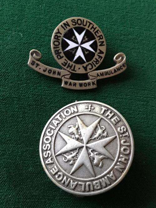 ST JOHN'S BRIGADE BADGES- WW2 PERIOD-LUGS + PIN COMPLETE