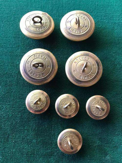 GILT OFFICERS TUNIC BUTTONS WITH UNION COAT OF ARMS-NORMALLY WORN BY COLONELS & BRIGADIERS-8 SOLD TO