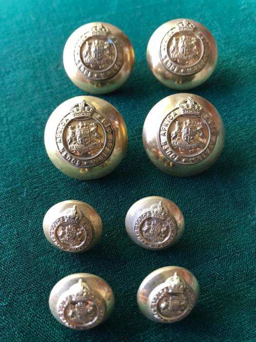 GILT OFFICERS TUNIC BUTTONS WITH UNION COAT OF ARMS-NORMALLY WORN BY COLONELS & BRIGADIERS-8 SOLD TO