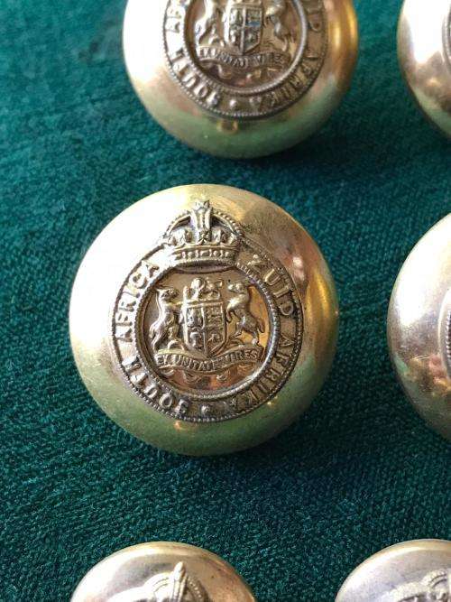 GILT OFFICERS TUNIC BUTTONS WITH UNION COAT OF ARMS-NORMALLY WORN BY COLONELS & BRIGADIERS-8 SOLD TO