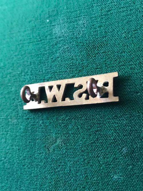 REGIMENT SOUTH WESTERN DISTRICTS TITLE-WORN 1934-1956- 2 LUGS