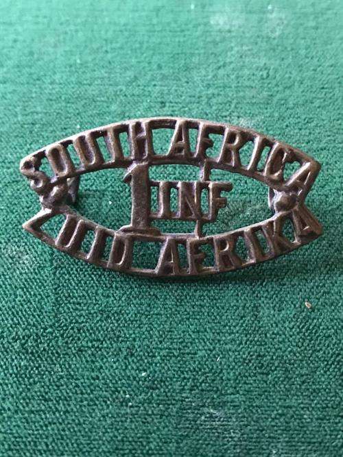 WW1 1ST SA INFANTRY SHOULDER TITLE- 2 LUGS