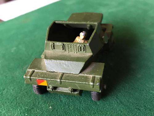 DINKY TOYS NO 673 MADE IN ENGLAND BY MECCANO-ORIGINAL PAINT-ORIGINAL TYRES