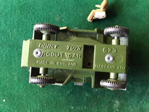 DINKY TOYS NO 673 MADE IN ENGLAND BY MECCANO-ORIGINAL PAINT-ORIGINAL TYRES