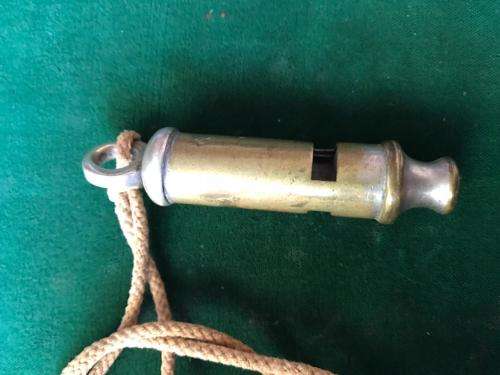 THE METROPOLITAN J. HUDSON & CO-WW2 PERIOD WHISTLE