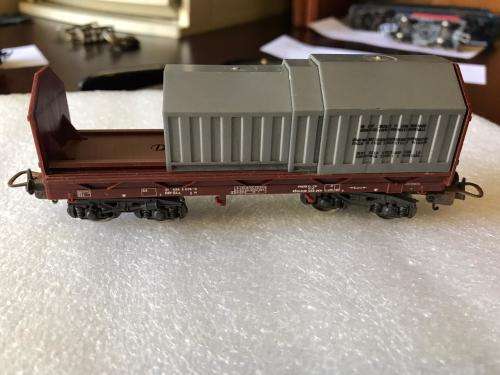 HO SCALE BY LIMA ITALY GERMAN CAR WITH TELESCOPIC OPENING-132MM