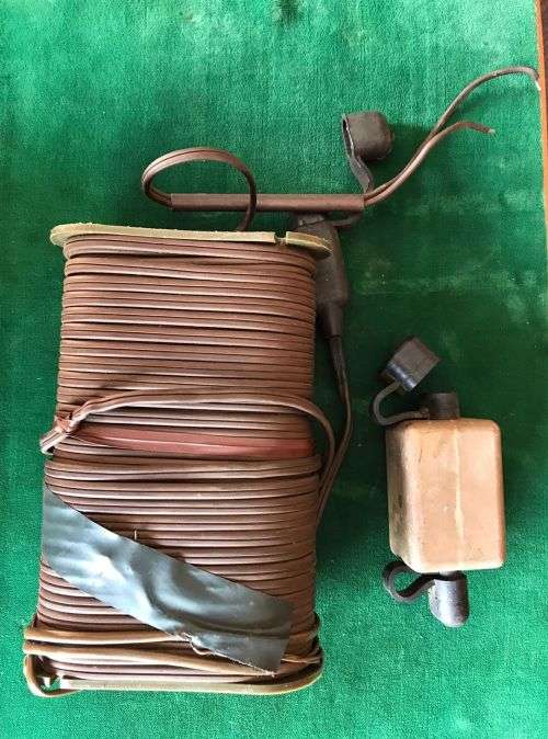 BORDER WAR FIRING DEVICE AND ELECTRIC BLASTING CAP ASSEMBLY FOR CLAYMORE MINE-INERT AND JUST FOR DIS