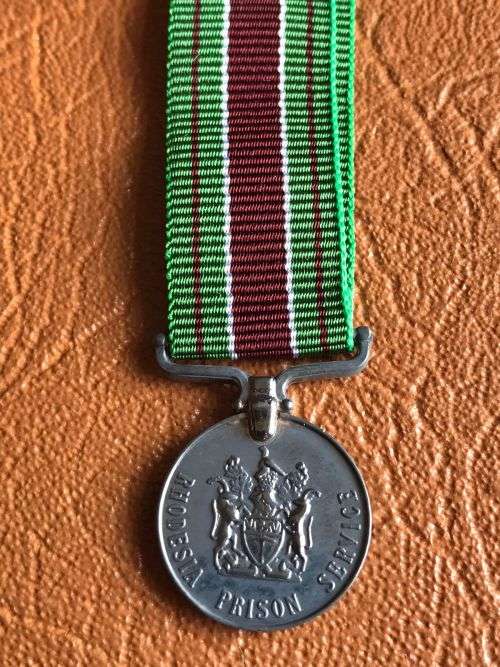 MINIATURE RHODESIA PRISON MEDAL FOR GALLANTRY  (R.P.M.) -ORIGINAL