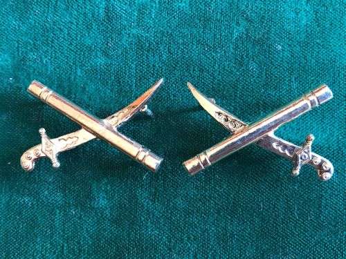 ARMY GENERAL LARGE SIZE GILDING METAL RANK PAIR- EACH WITH 4 PINS-ALSO WORN BY SAAF,SAMS AND SAP- 4