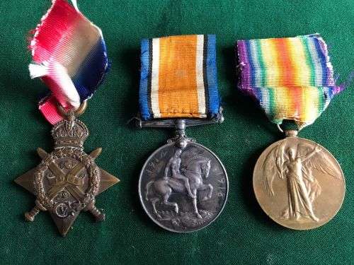 A WW1 TRIO-THE WAR AND VICTORY MEDAL ARE NAMED TO LT. W.T.R. SCOBLE R.A.F- THE 1914 STAR IS NAMED TO