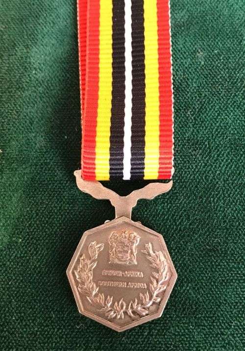 MINIATURE SOUTHERN AFRICA MEDAL