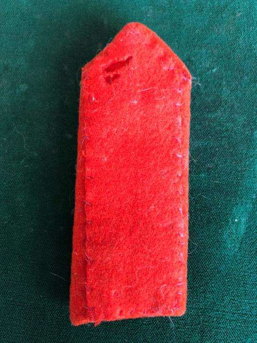 ARMY GENERAL OFFICERS,GORGET PATCH-NOTE GOLD BUTTON (EARLY PATTERN)