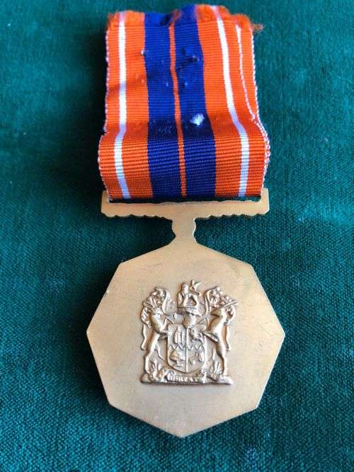 FULL SIZE PRO PATRIA MEDAL-FIXED SUSPENDER WITH ENAMEL FACE-NOT NUMBERED