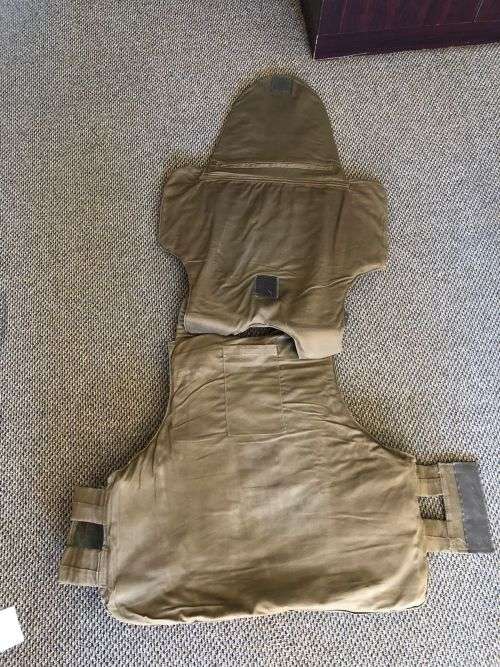 SADF PERIOD BULLET PROOF VEST, NUTRIA WITH STEEL PLATES COMPLETE-GOOD CONDITION