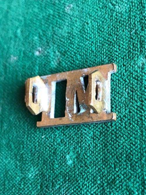 MUNSTER FUSILIERS TITLE-WW1- 2 LUGS