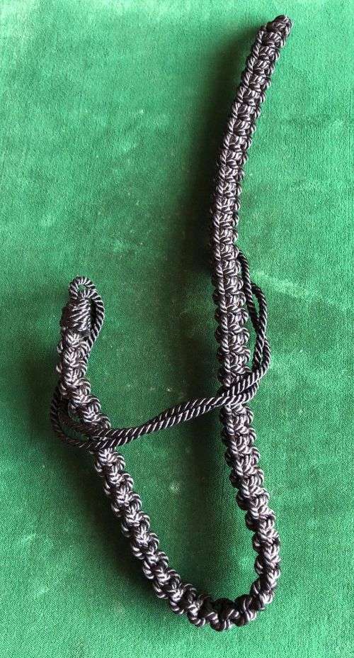 UNIDENTIFIED BLACK LANYARD