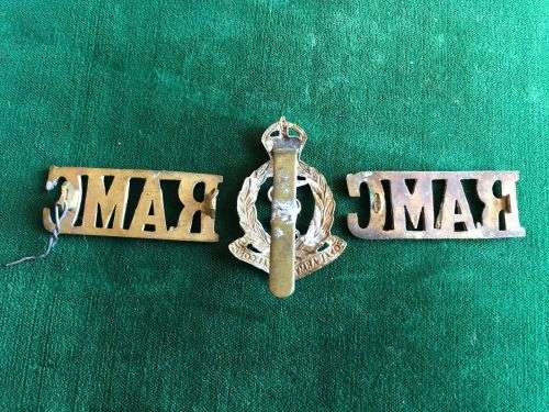 ROYAL ARMY MEDICAL CORPS CAP AND TWO TITLES-WW2- ONE TITLE,WITHOUT LUGS