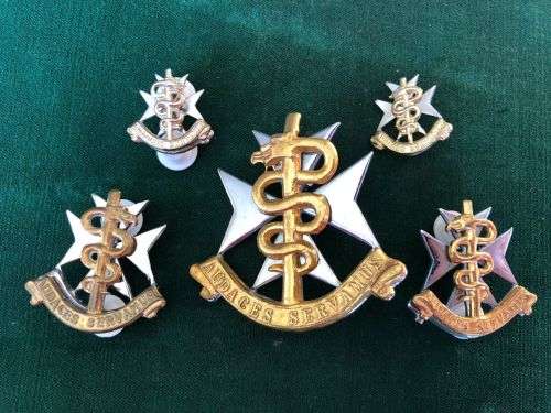 SA MILITARY HEALTH SERVICES CAP,COLLARS AND MESS DRESS COLLARS- WORN FROM 1980`S-ALL PINS + STUDS CO