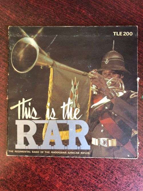 RHODESIAN AFRICAN RIFLES-A RHODESIA CALLS MAGAZINE MAY-JUNE 1976-WITH THIS DOUBLE SET OF A 7 SINGLE