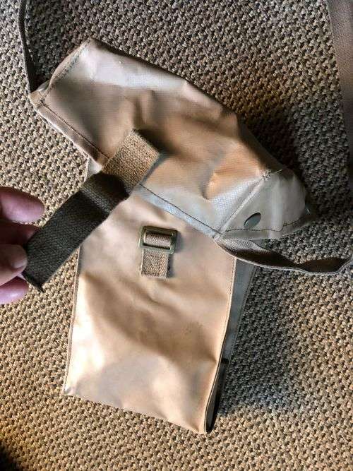 BORDER WAR PERIOD WATERPROOF GAS MASK POUCH
