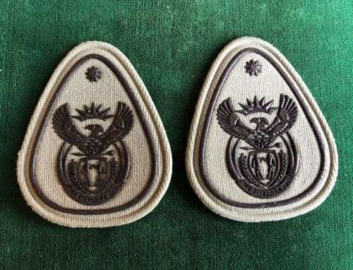 SANDF WO 1 RANK BADGE PAIR