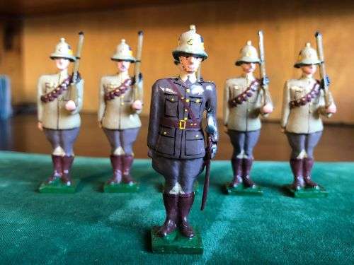 SET OF 5 LEAD SOLDIERS MADE BY WELL KNOWN ARTIST IAN STEWART-BOER WAR 1899-1902-MOUNTED INFANTRY-AVE