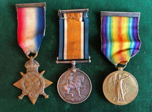 FULL SIZE WW1 1914-15 STAR AWARDED TO 69464 DVR R. FRITH R.F.A. SILVER WAR AND VICTORY MEDAL BOTH AW