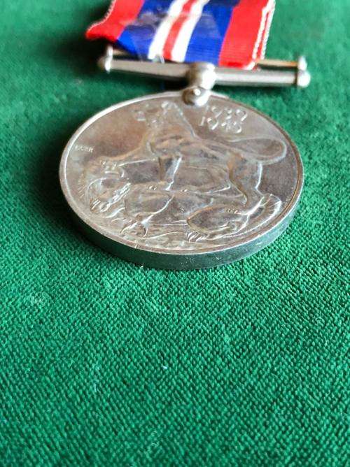 SINGLE WW2 MEDAL-UNNAMED