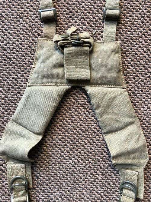 RHODESIA PATTERN 64 WEBBING-YOKE PADDED ON SHOULDER STRAPS-COMPLETE WITH ALL RINGS AND CLIPS-MAKER S