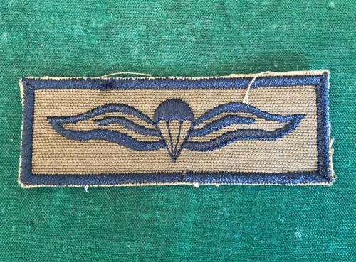 SA PARACHUTE CLOTH WING- FIELD DRESS