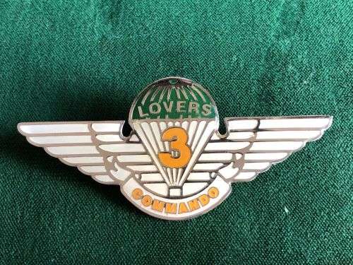 RHODESIA LIGHT INFANTRY 3 LOVERS COMMANDO LUCITE COVERED-ASSOCIATION BADGE- 2 PINS