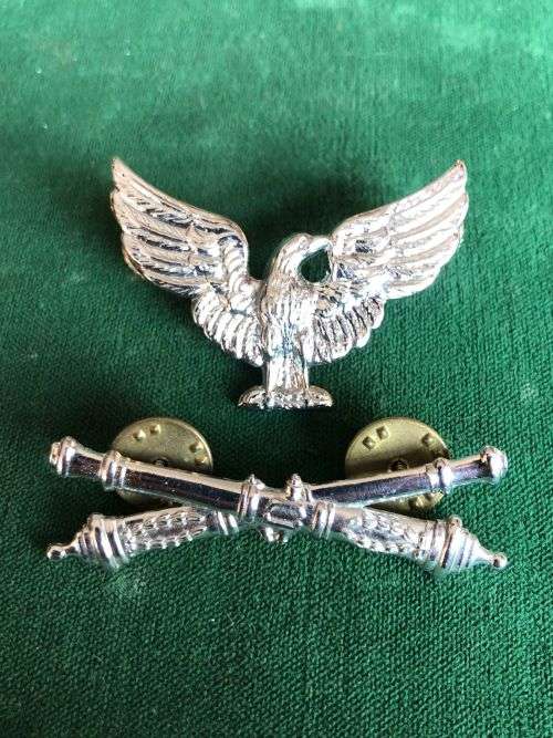 TRANSVAAL STATE ARTILLERY CHROME BERET BADGE-WORN FROM 1970`S-LUGS + PINS INTACT