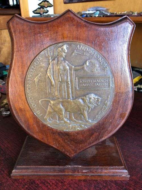 WW1 DEATH PLAUE 1918 WITH INFO ON THE BACK-JOSEPH MARACH HARVEY BATTEN