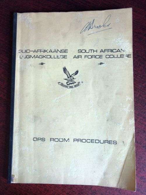 SOUTH AFRICAN AIR FORCE COLLEGE-OPS ROOM PROCEDURES