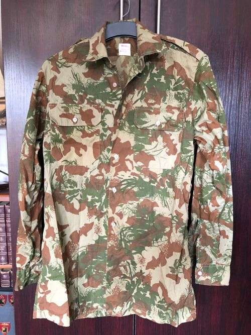 POLICE TASK FORCE 2ND PATTERN CAMO LONG SLEEVE SHIRT-SIZE MEDIUM-MEASURES 56 CM ARMPIT TO ARMPIT-CON