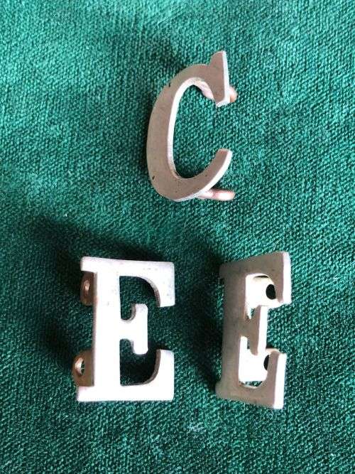 EARLY WHITE METAL NUMERALS-MEASURES 20 MM-2 LUGS - 3 SOLD TOGETHER