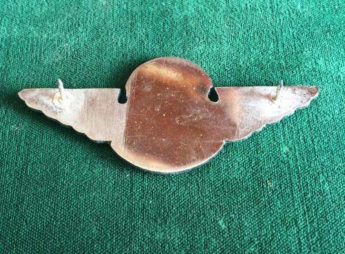 RHODESIAN LIGHT INFANTRY 3 LOVERS COMMANDO ASSOCIATION LAPEL BADGE- 2 PINS-MEASURES 70MM